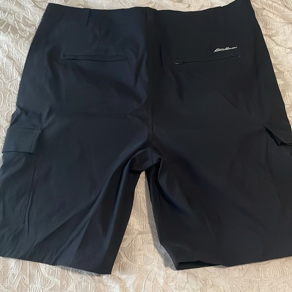 Eddie Bauer Outdoor Men’s SZ 38 Black Shorts - Picture 10 of 13